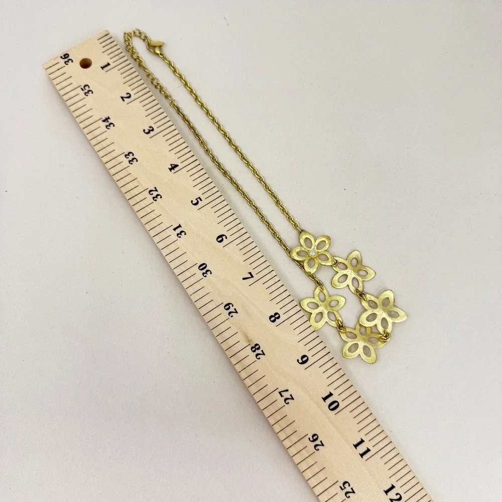 VCLM‎ Flower Necklace Crystal Accents Adjustable Chain Gold Tone 90s Vintage